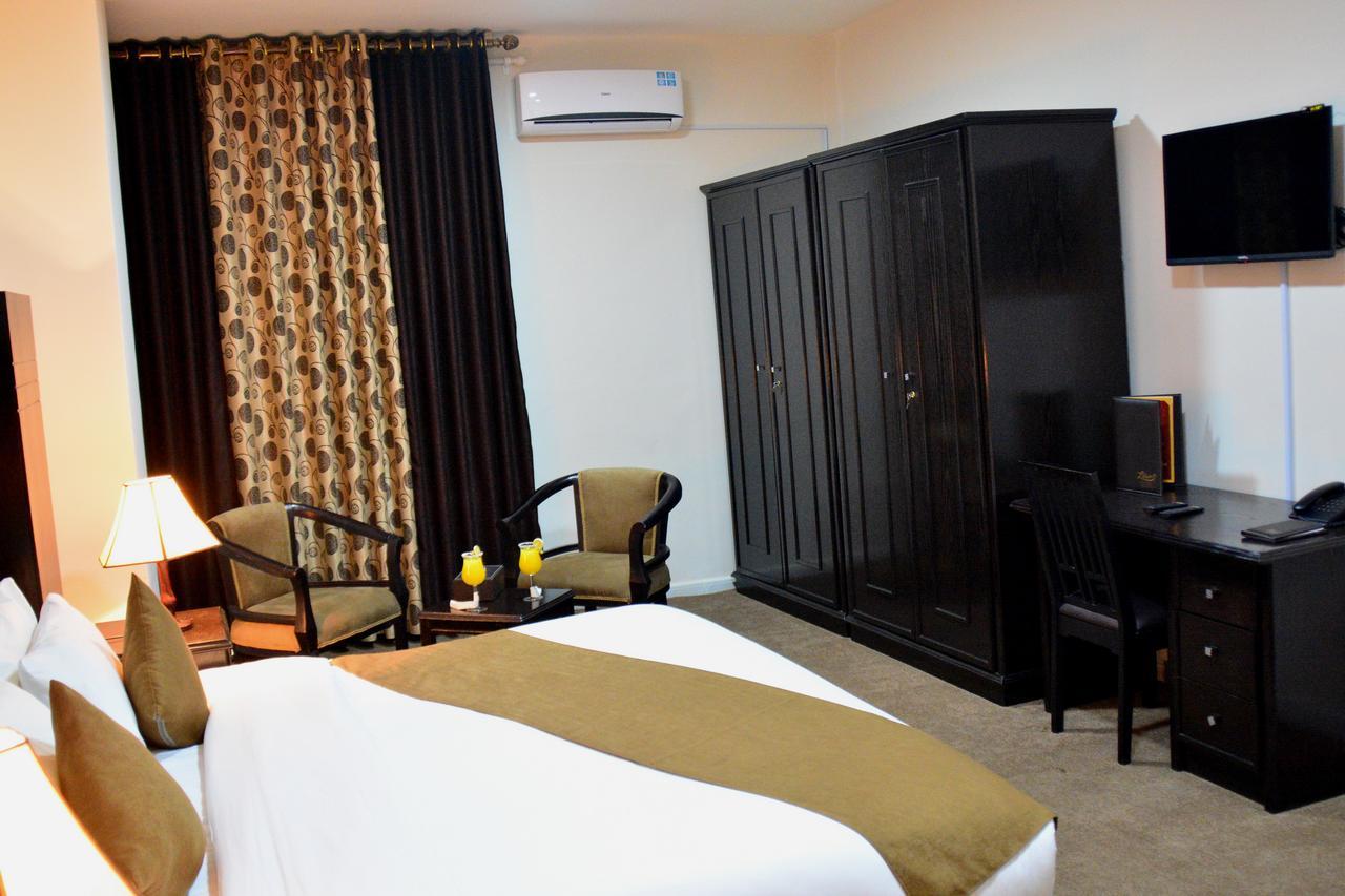 Lilium Hotel Safut Exterior photo